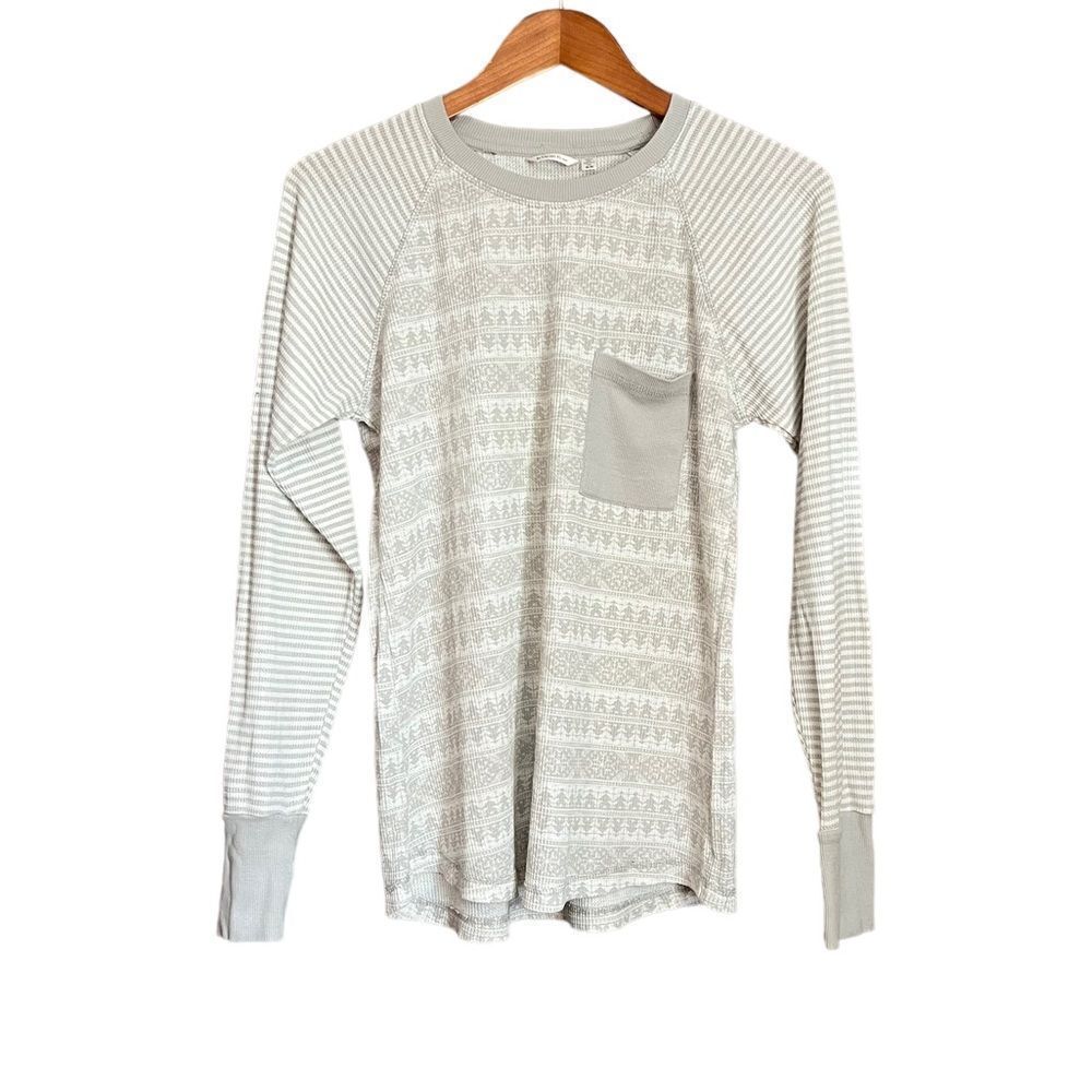 3 for $30! La vie en rose grey waffle sleep shirt